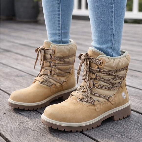 Timberland Women's Beige Winter Boots - Picture 2 of 7